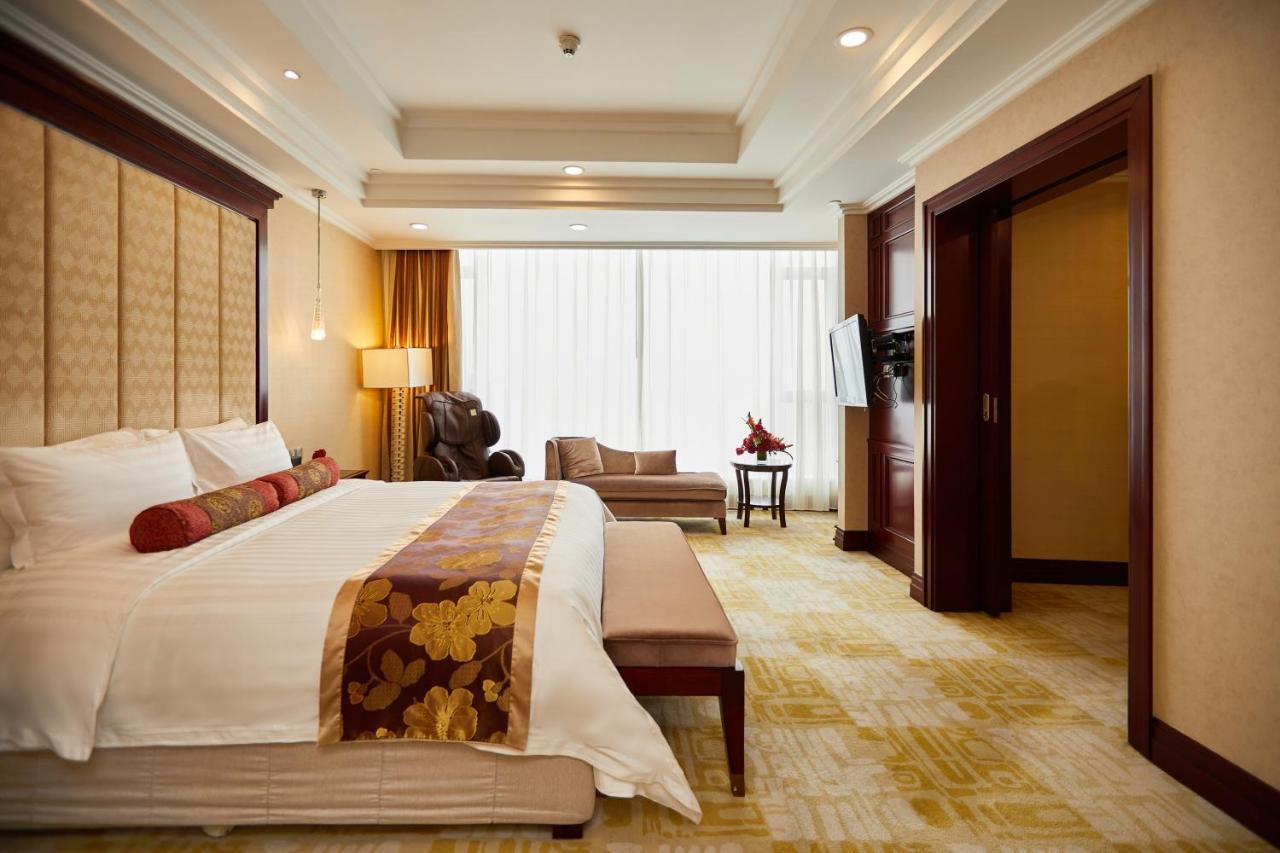 Soluxe Hotel Guangzhou - Overseas Buyers Registration Service&Canton Fair Free Shuttle Bus 15 Apr To 05 May מראה חיצוני תמונה
