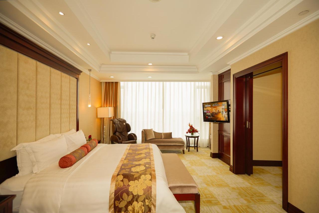 Soluxe Hotel Guangzhou - Overseas Buyers Registration Service&Canton Fair Free Shuttle Bus 15 Apr To 05 May מראה חיצוני תמונה