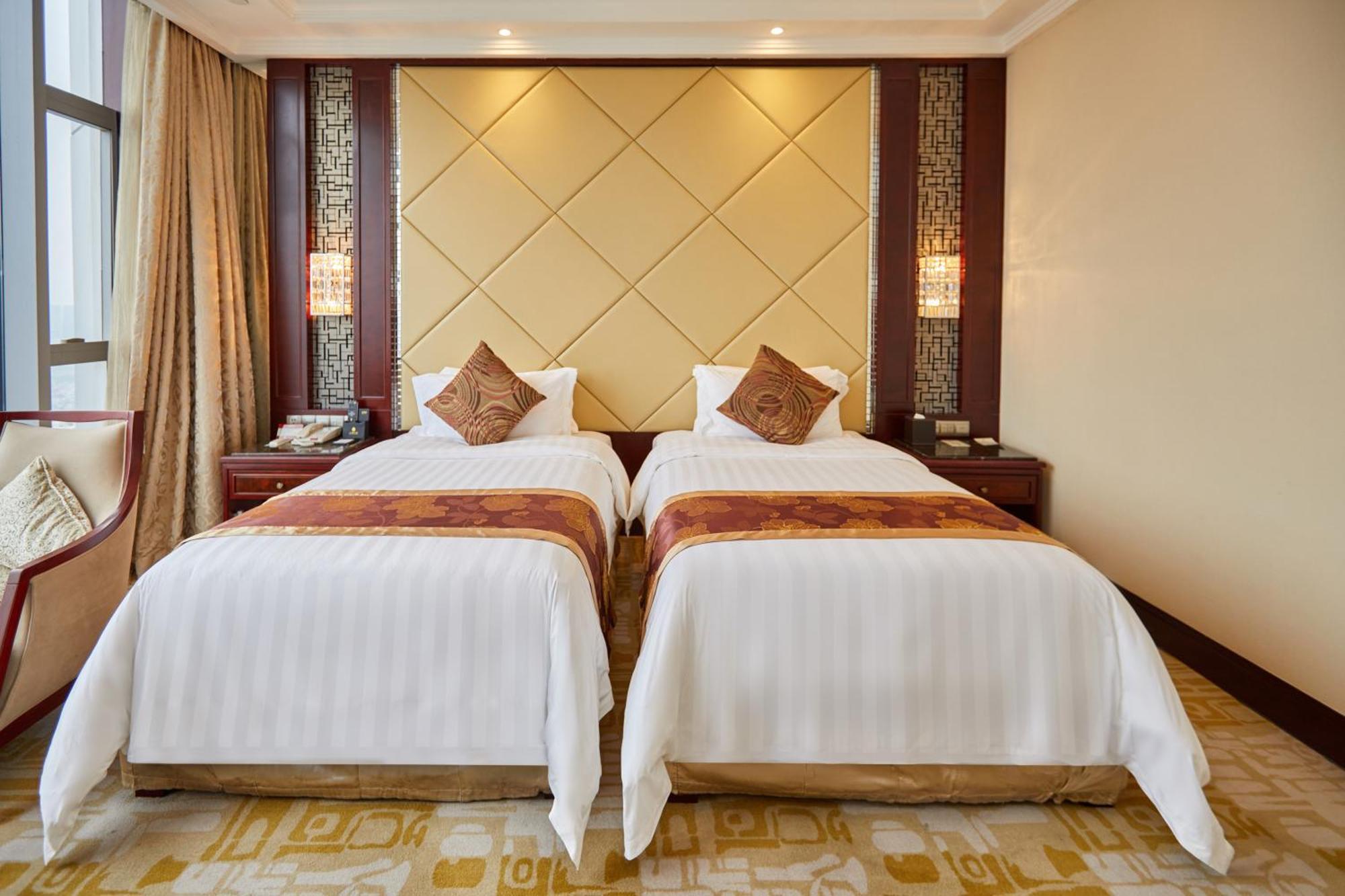 Soluxe Hotel Guangzhou - Overseas Buyers Registration Service&Canton Fair Free Shuttle Bus 15 Apr To 05 May מראה חיצוני תמונה