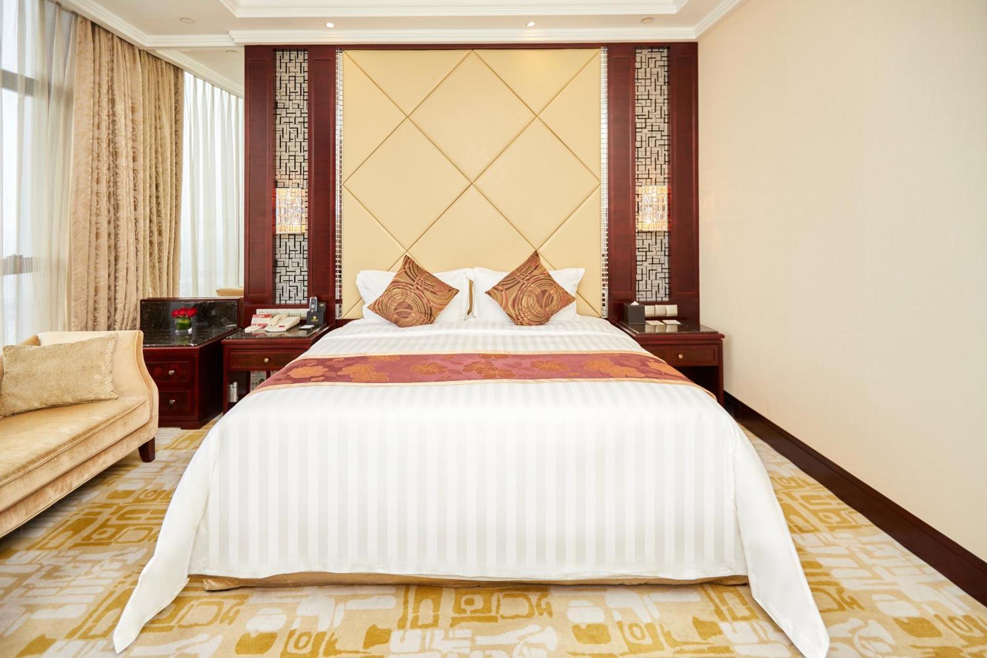 Soluxe Hotel Guangzhou - Overseas Buyers Registration Service&Canton Fair Free Shuttle Bus 15 Apr To 05 May מראה חיצוני תמונה