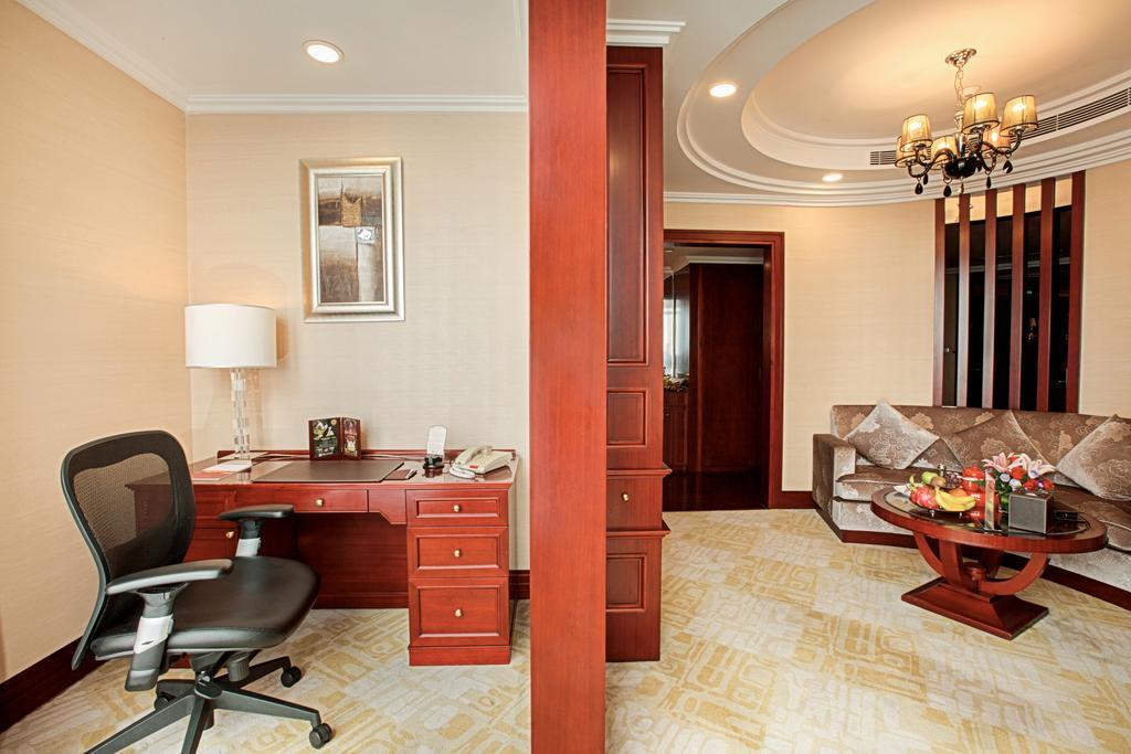 Soluxe Hotel Guangzhou - Overseas Buyers Registration Service&Canton Fair Free Shuttle Bus 15 Apr To 05 May מראה חיצוני תמונה
